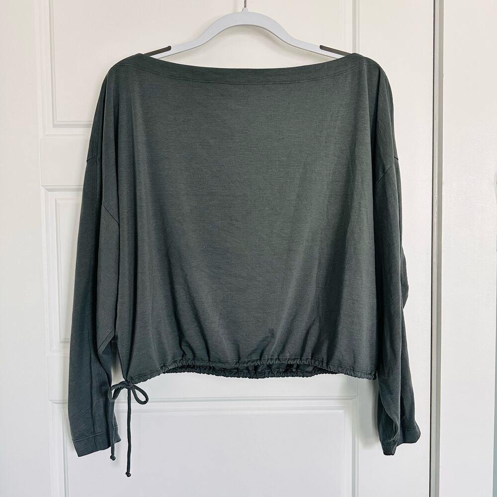 Athleta Cool Down Top, Bali Green, Size Medium - Picture 4 of 9